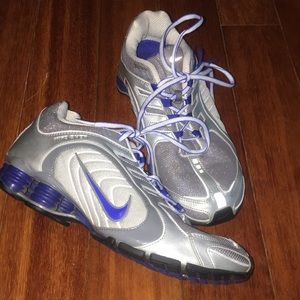 ✨ Glittery Gray and Blue Nike Shox Size 8